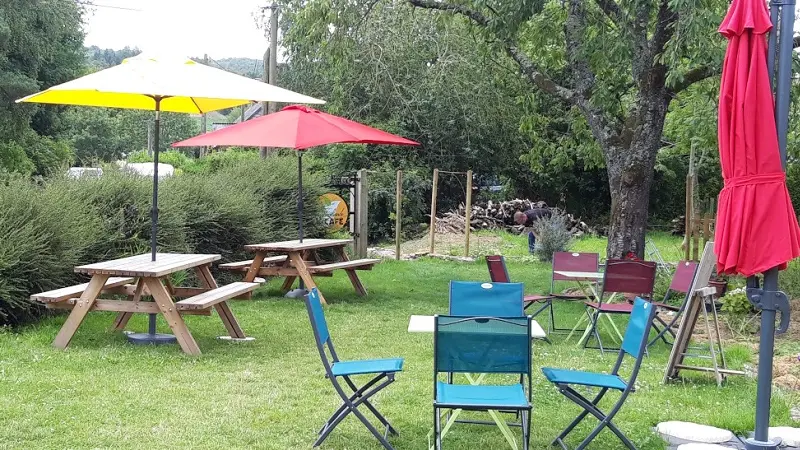 Brocéliande_Café_jardin_terrasse_Tréhorenteuc