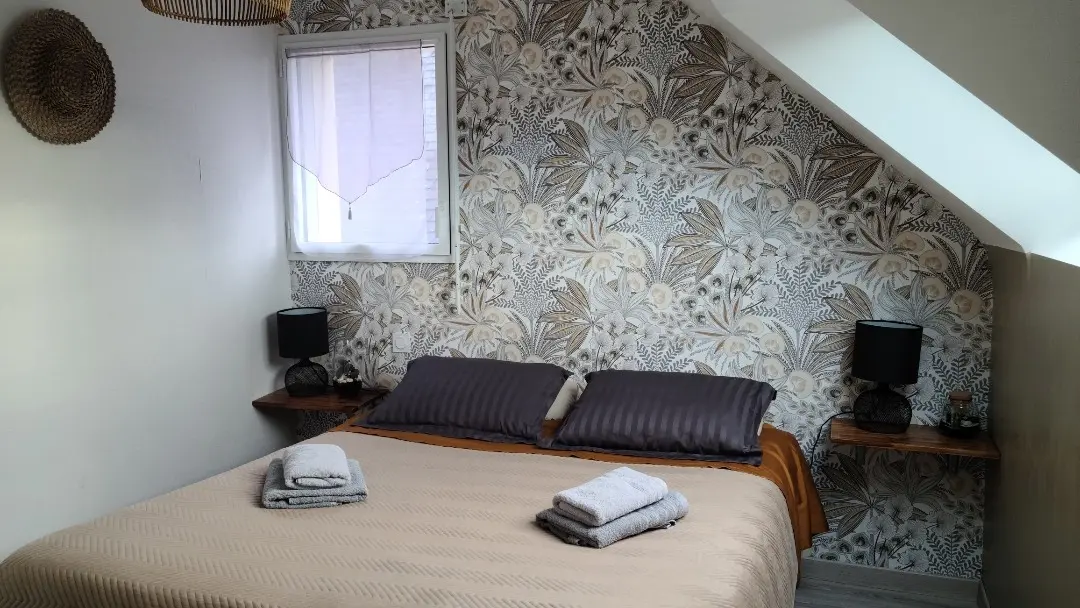 CHAMBRE-ETAGE-LIT-160X200