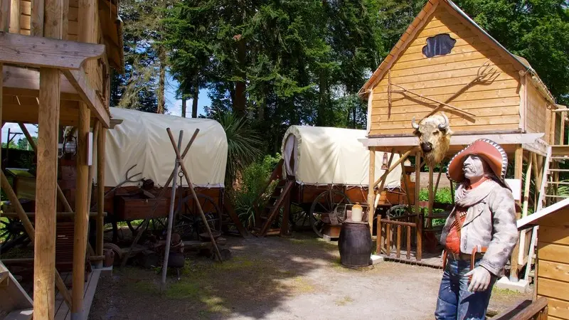 Camp western 1 Camping d'Aleth St-Malo de Beignon Brocéliande