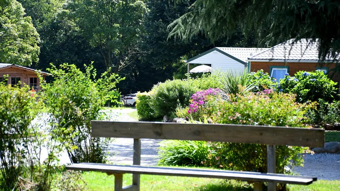 Camping le CLos du Blavet Saint-Nicolas-des-Eaux Pluméliau-Bieuzy verdure