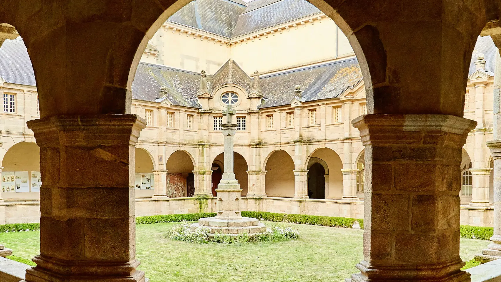 Sanctuaire de Sainte-Anne d'Auray