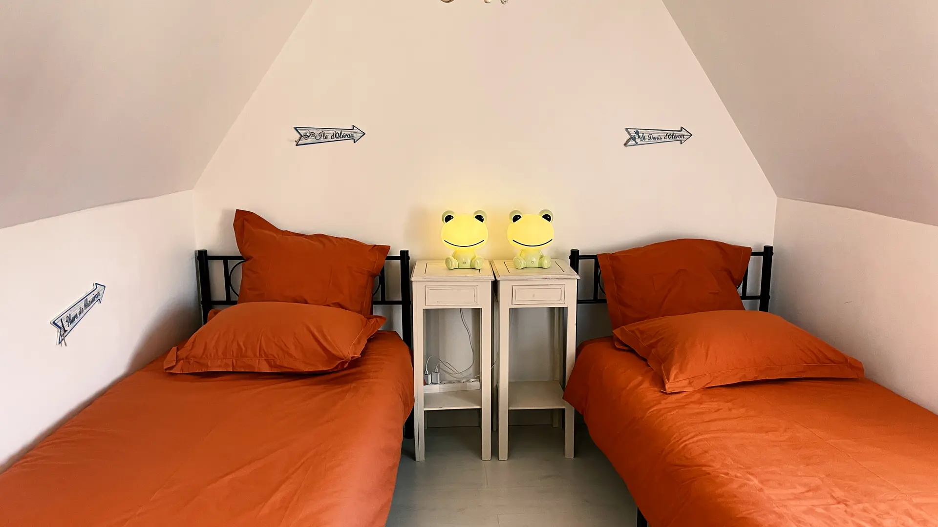 Chambre 3 - 2 couchages 1 personne