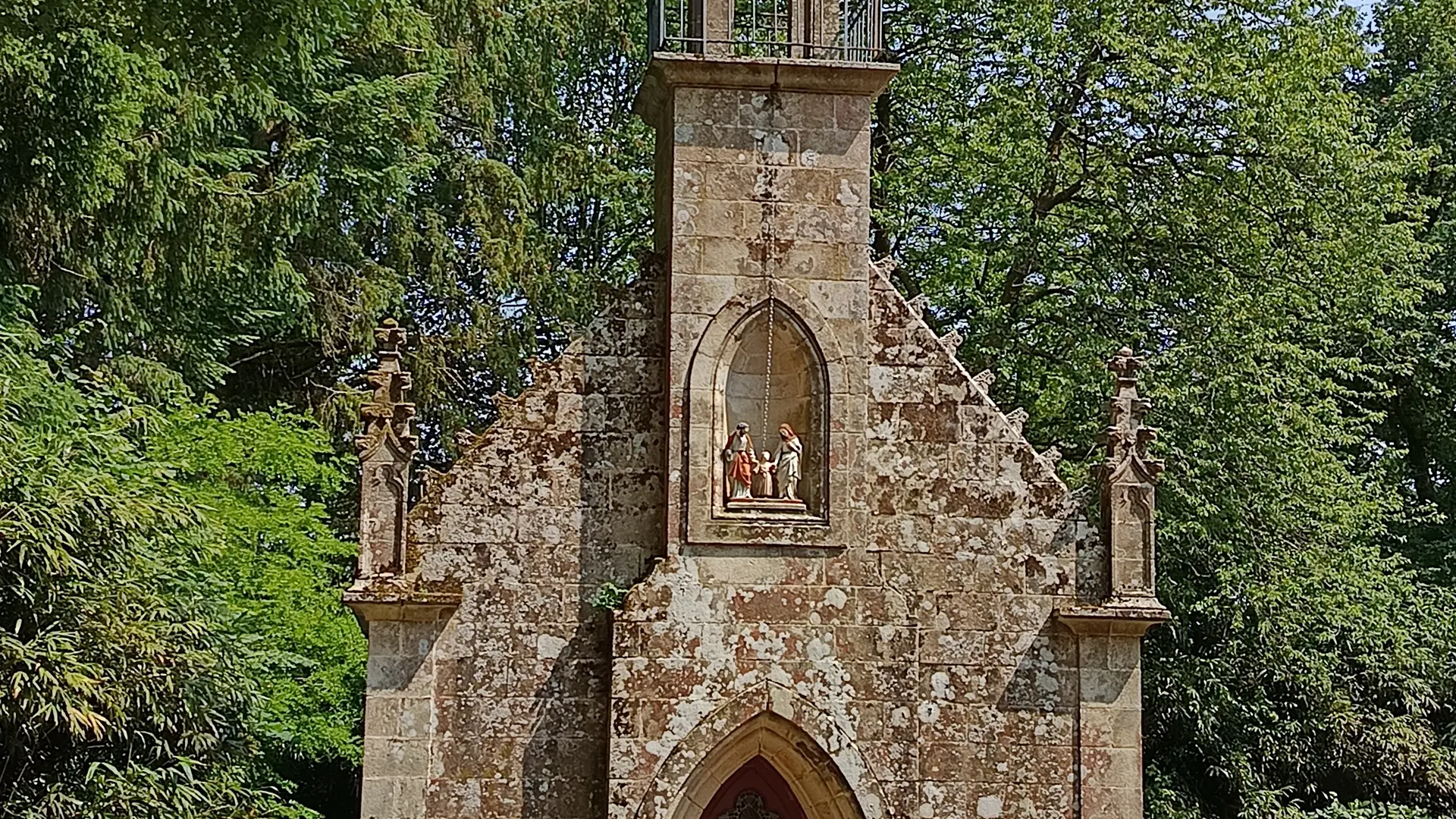 Chapelle_ND_Lourdes_LeSaint (1)