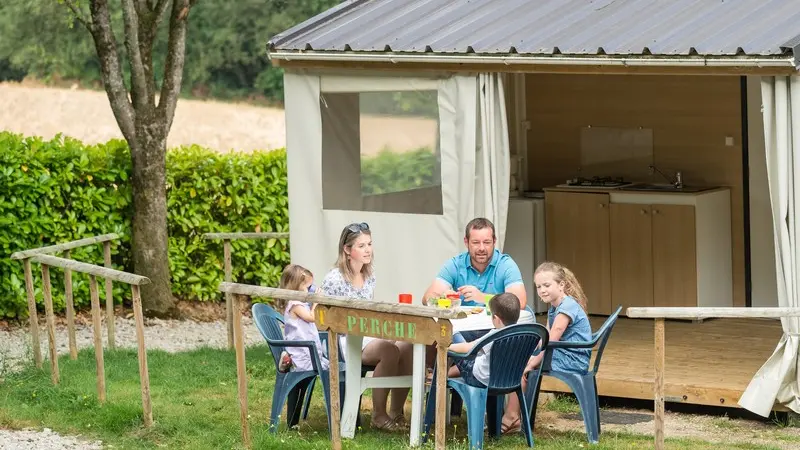 Camping Domaine de Kerelly - Guégon - Morbihan - Bretagne