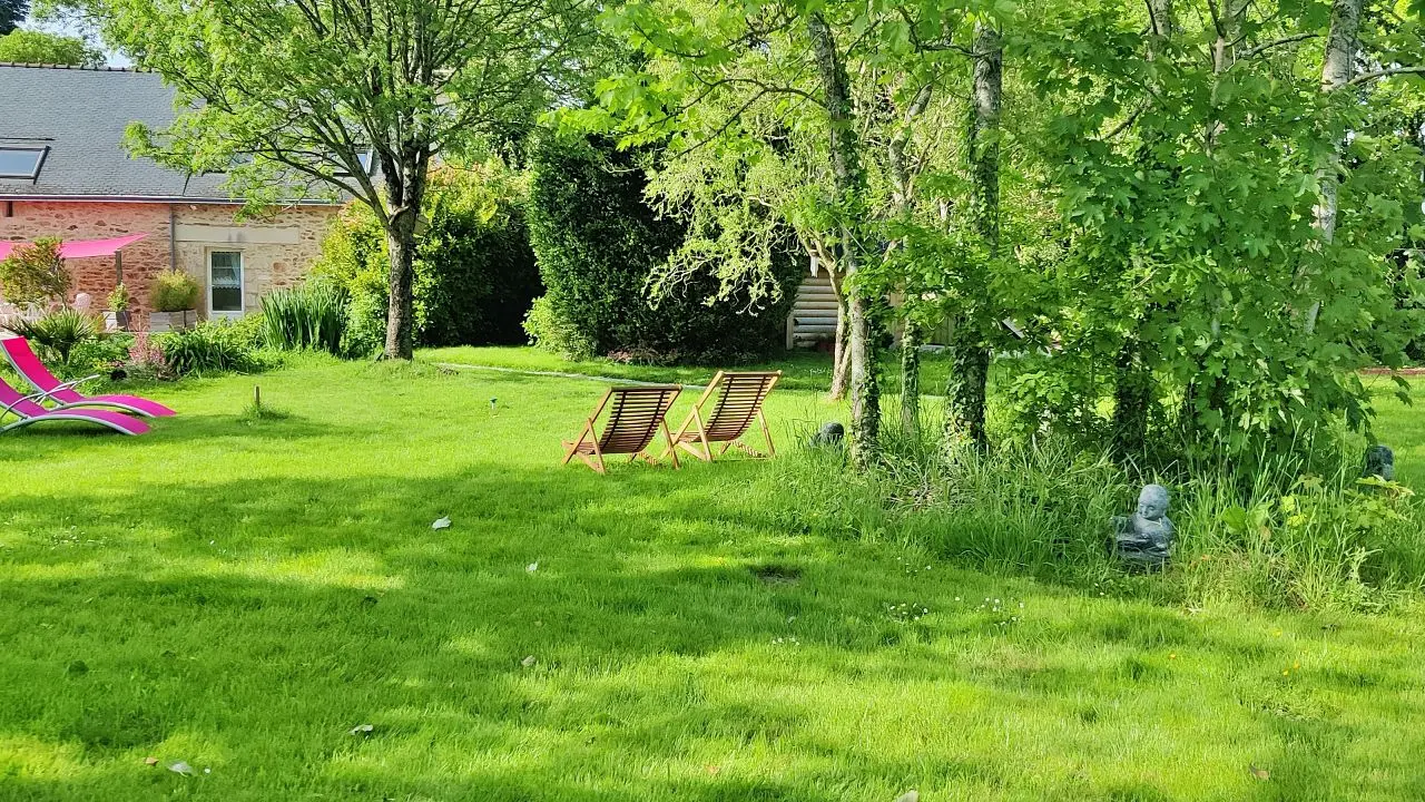 Domaine de Kérizel - Morbihan-maison d'hôtes-jardin et transats