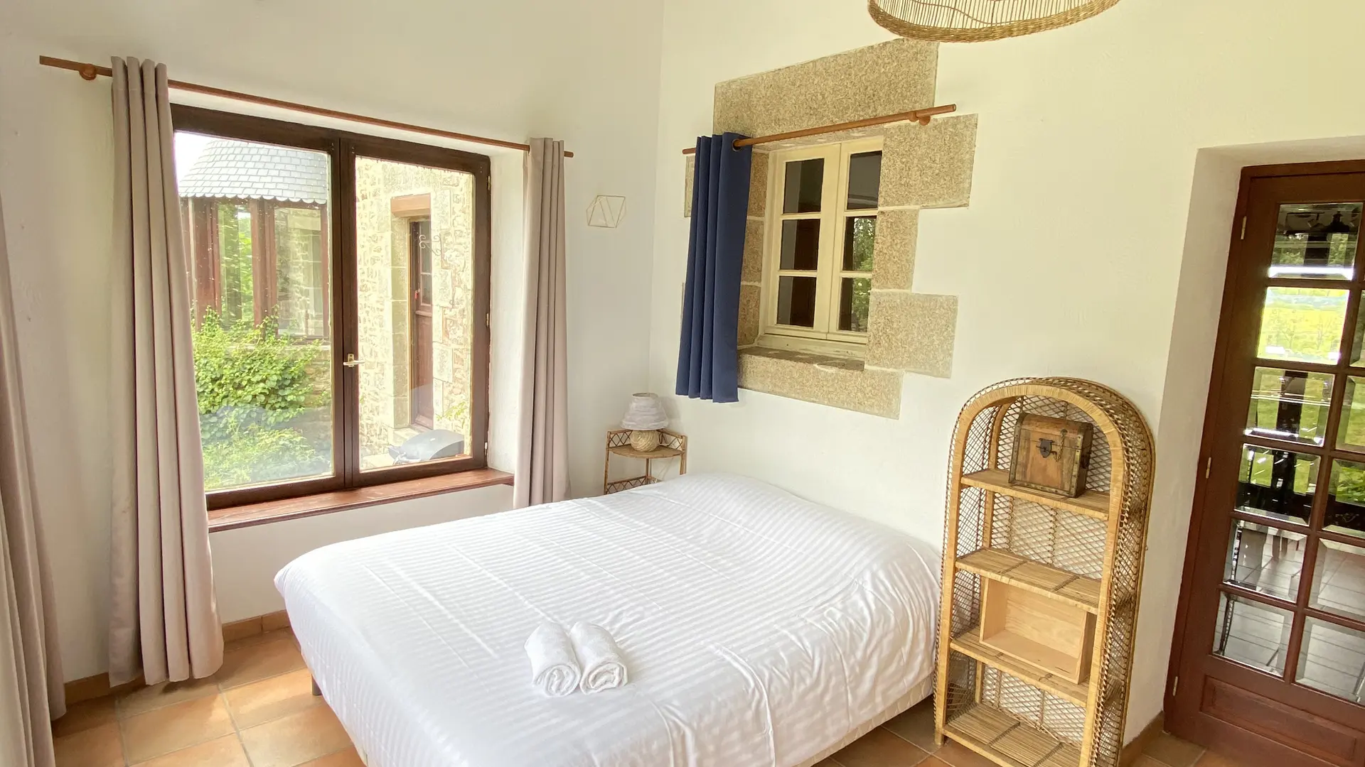 Gîtes_Domaine Lann Kerhuerh__Camelia_chambre2_La Chapelle-Neuve_Vallée du Blavet
