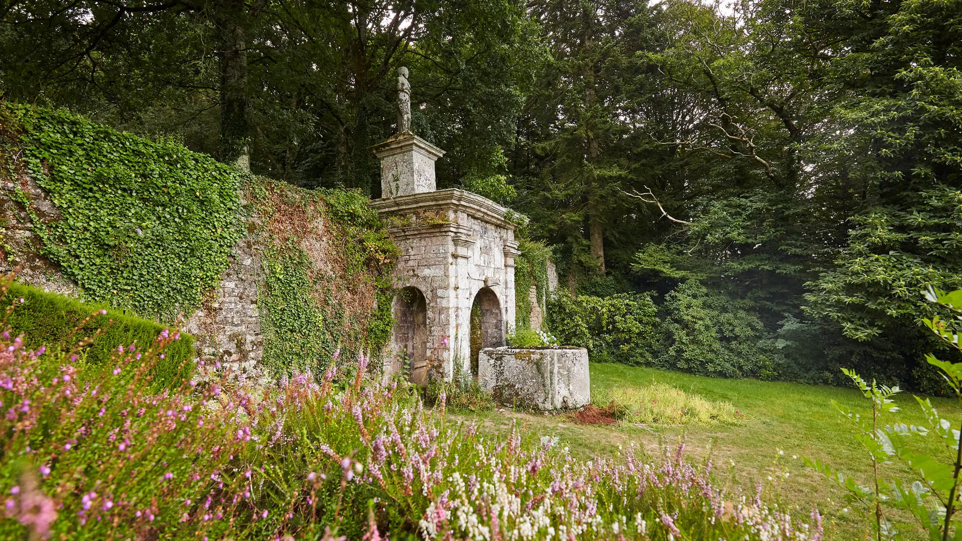 Jardins_Vénus de Quinipily_statue_Baud_Vallée du Blavet (7)