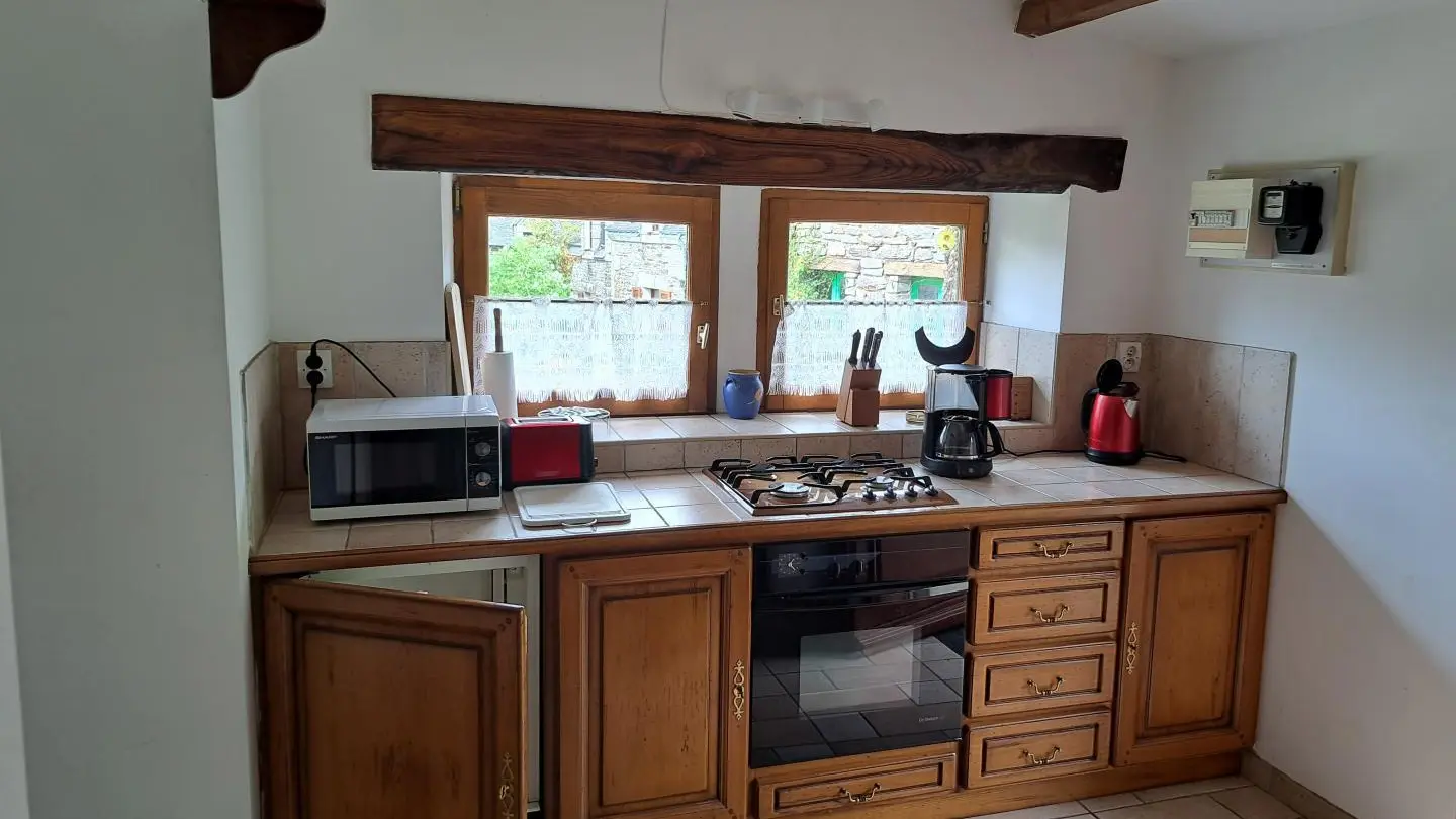 Location vacances_Gîtes du Rhun_Fuschia_cuisine_Pluméliau-Bieuzy©Gîtes de France Morbihan