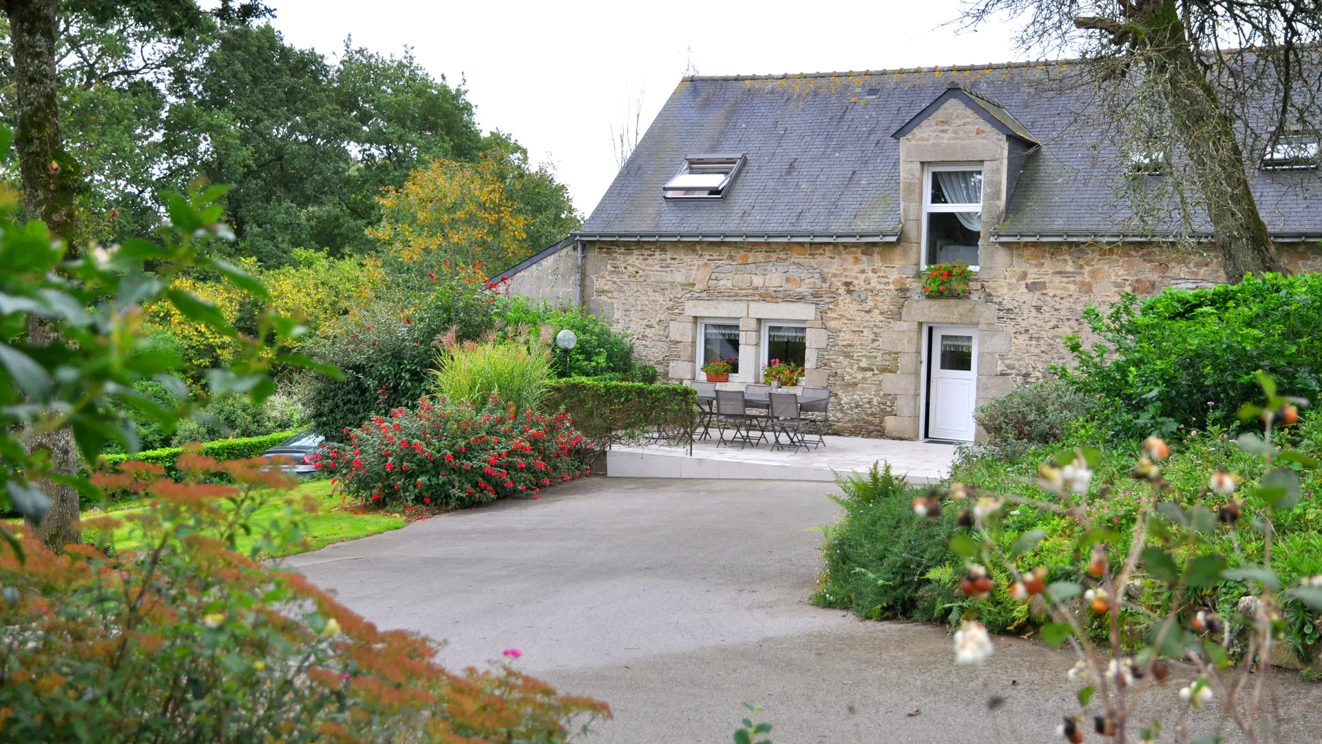 Location vacances_Moulin de Kergouet_extérieur_Pluméliau-Bieuzy©Eveno photo