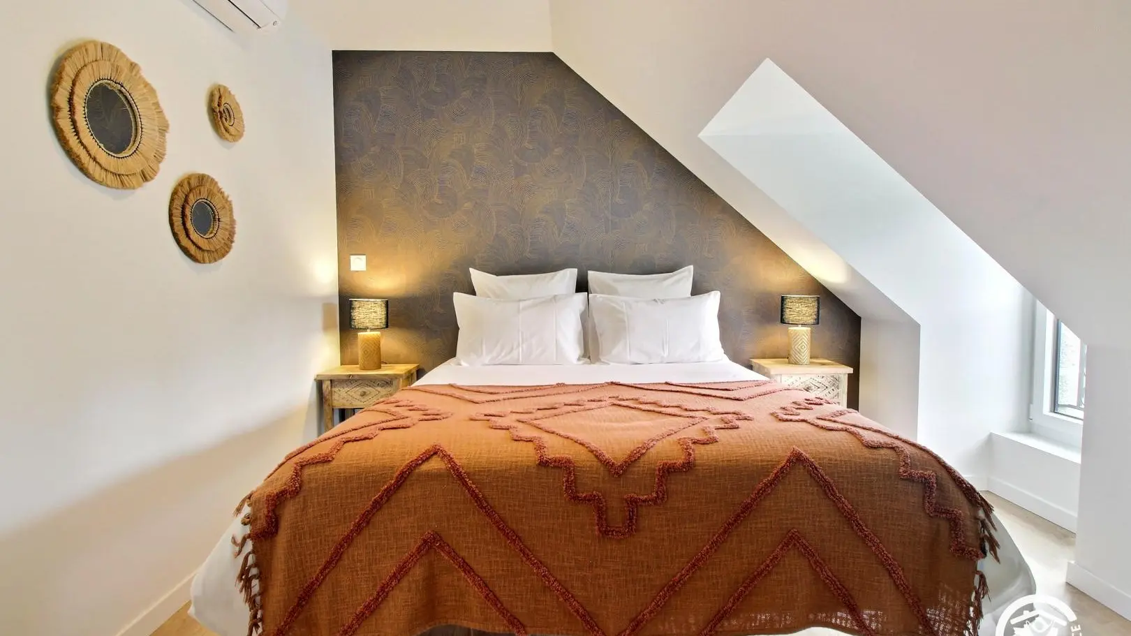 Location vacances_gîtes_à fleur d'eau_Nymphea_chambre2_Saint-Barthélemy©Gîtes de France