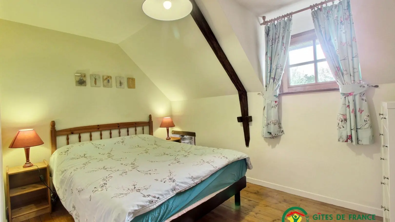 Location vacances_gîtes de Kerabellec_Alouette_chambre1_Baud_Vallée du Blavet©Gîtes de France