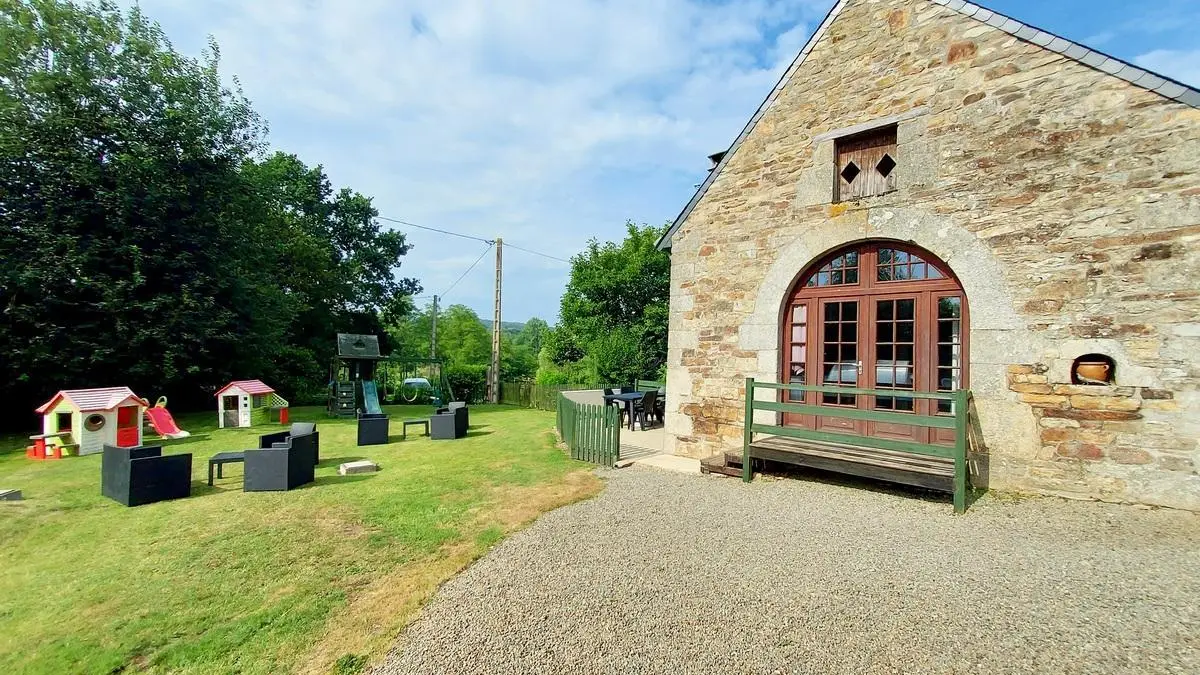 Location vacances_gîtes de Kerabellec_Faisan_extérieur1_Baud_Vallée du Blavet©Gîtes de France