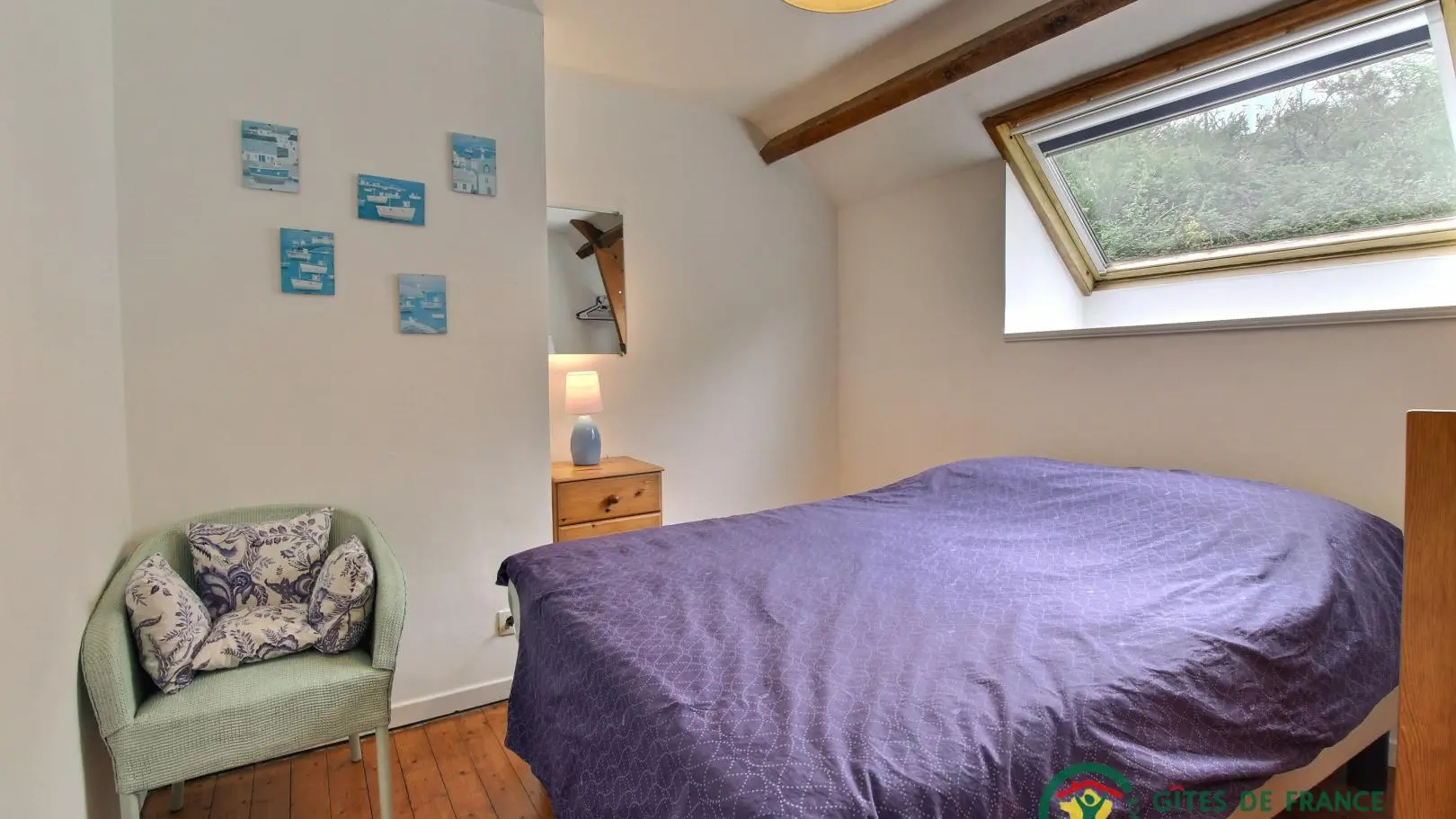 Location vacances_gîtes de Kerabellec_Hirondelle_chambre2_Baud_Vallée du Blavet©GDF56