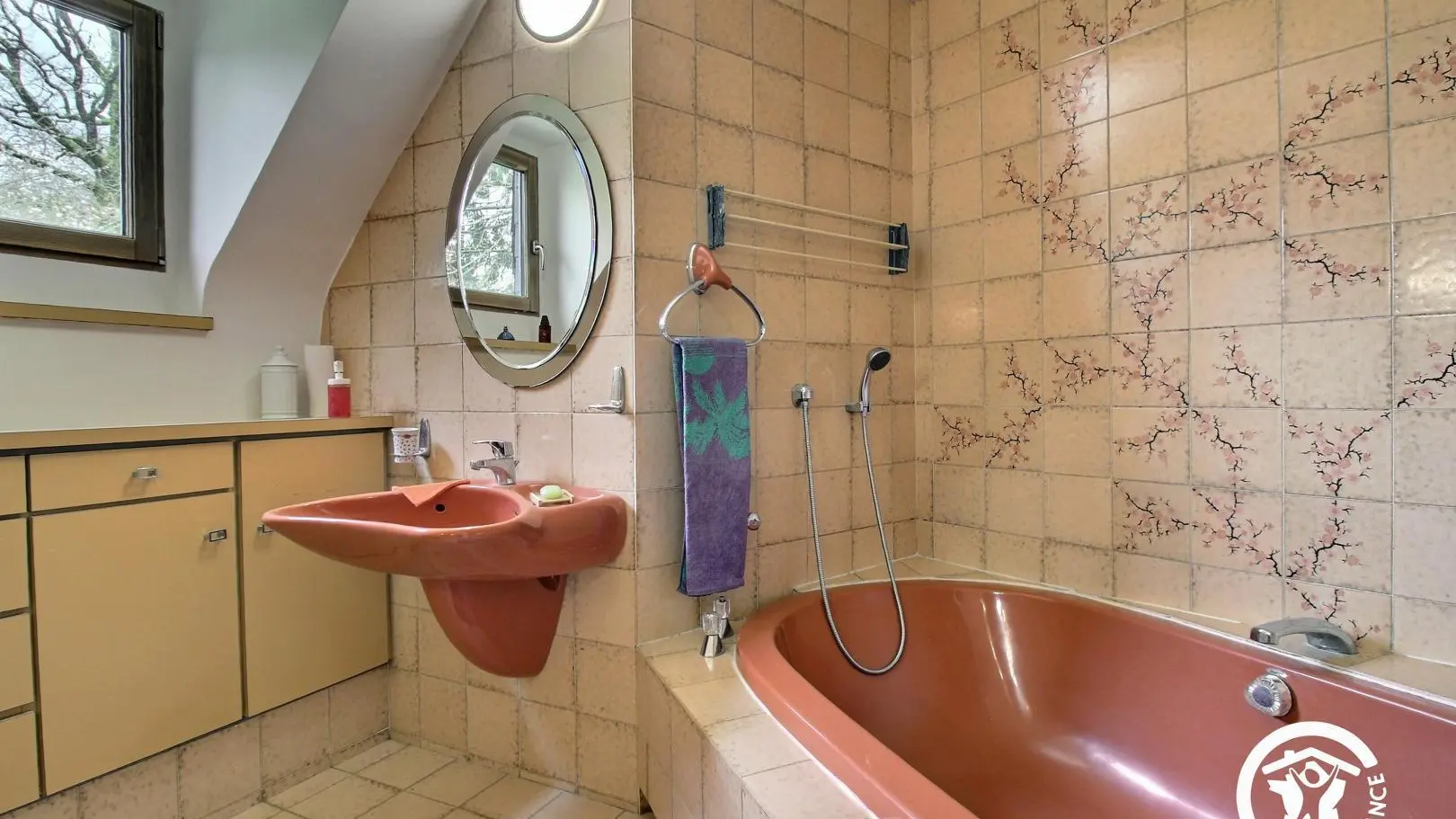 Location vacances_gîtes de Kergoff_Grange_salle de bain_Pluméliau-Bieuzy©Gîtes de France