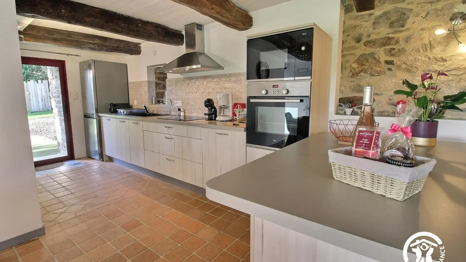 Location vacances_gîtes de Kernino_Léontine_cuisine_Pluméliau-Bieuzy©GDF56
