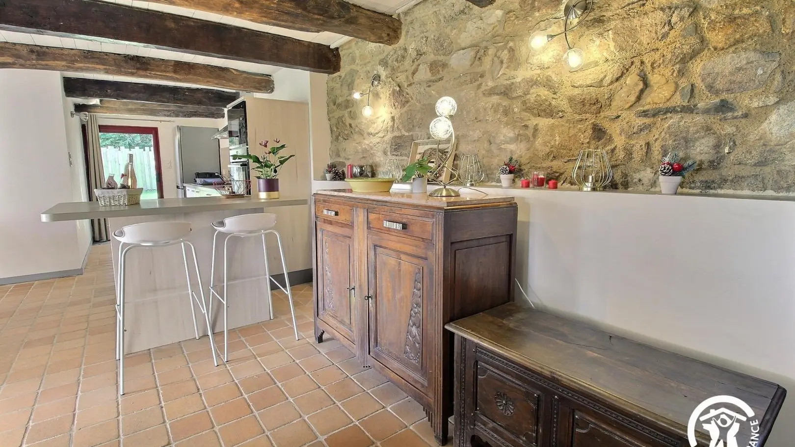 Location vacances_gîtes de Kernino_Léontine_cuisine1_Pluméliau-Bieuzy©GDF56