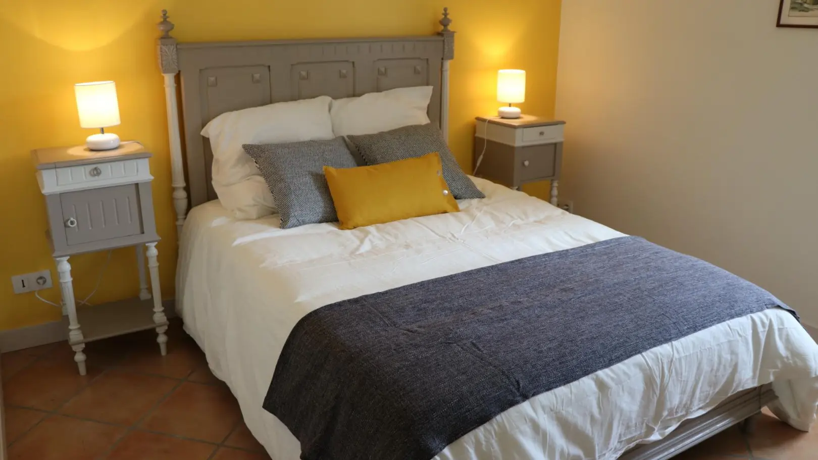 Location_Gîtes de Kerlann_Ty Gwennel_chambre1_La Chapelle-Neuve©Gîtes de France 56