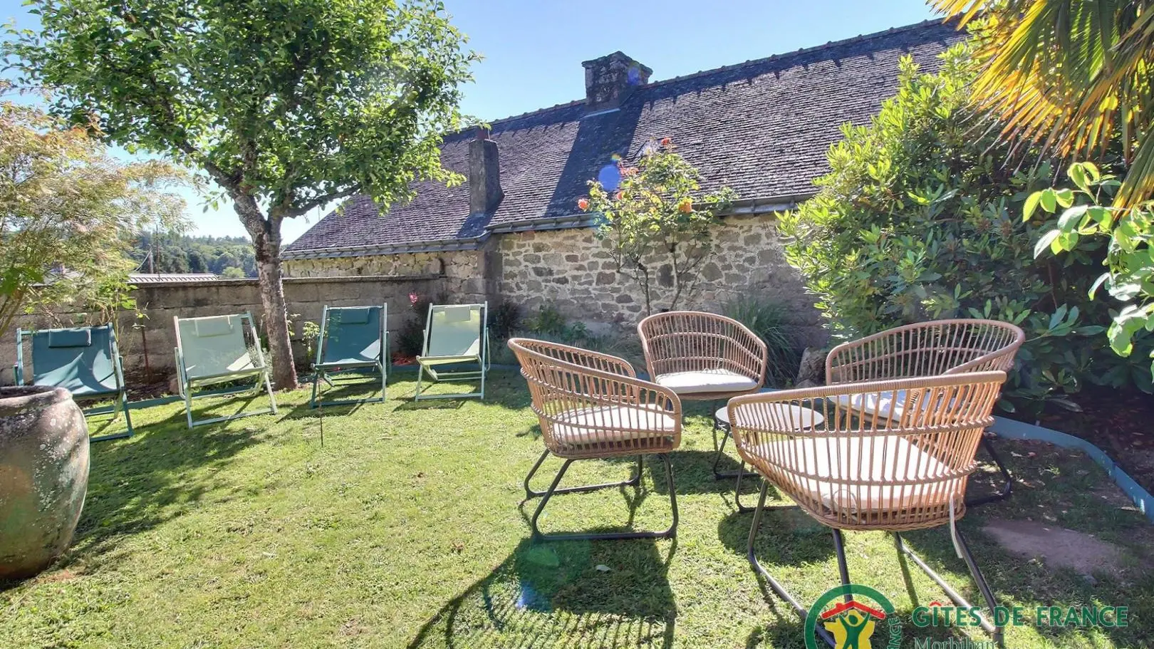 Location_La Maison du Puisatier_jardin_Pluméliau-Bieuzy_Vallée du Blavet©Gîtes de France Morbihan