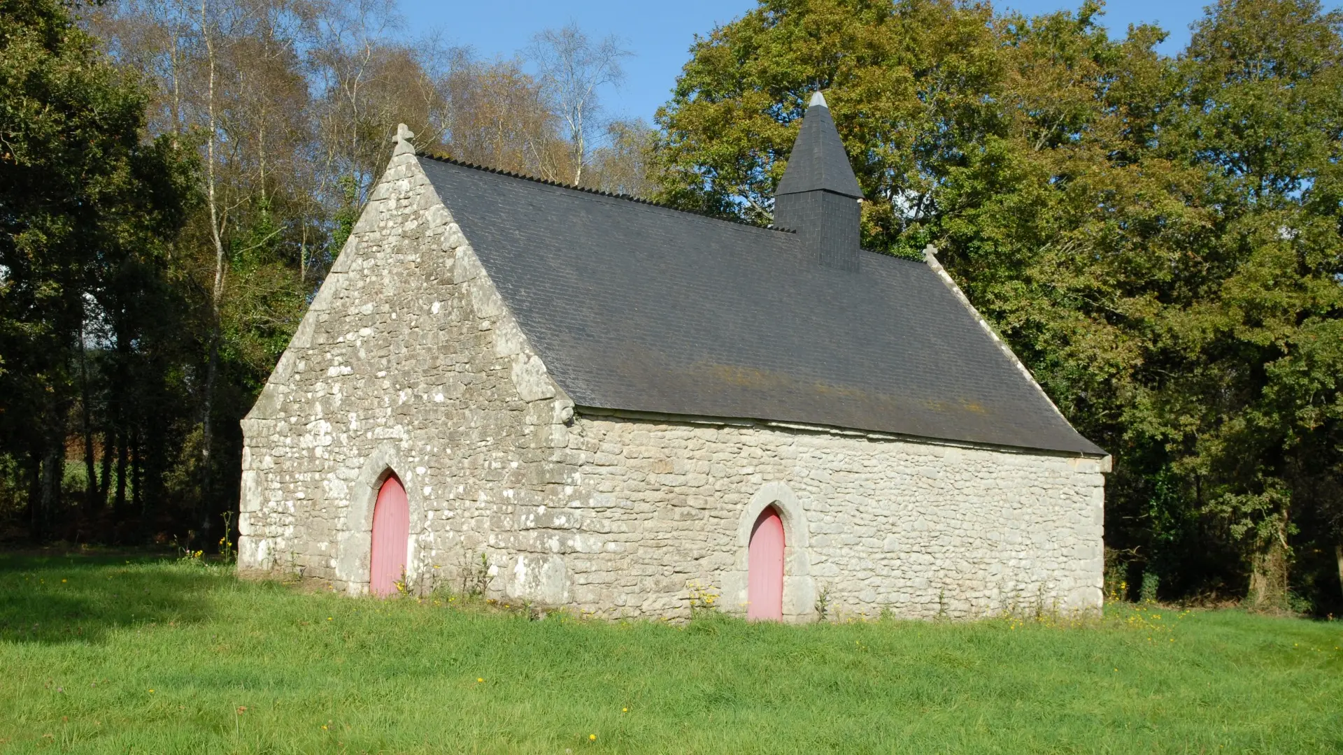 MALGUENAC_chapelle_ST_ETIENNE_0002