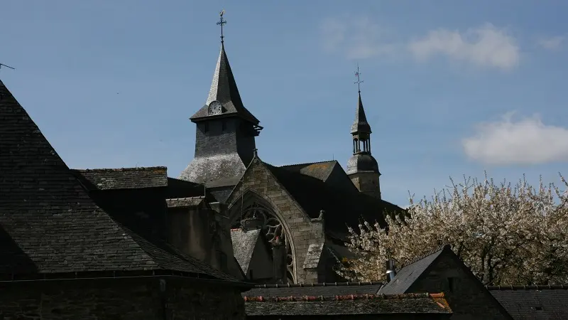 Malestroit clocher église St Gilles