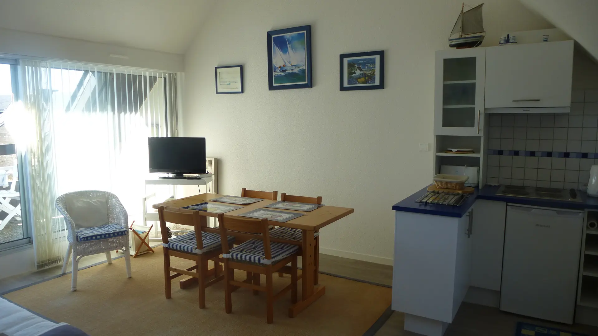 cuisine-séjour-location-de-vacances-Huet-carnac