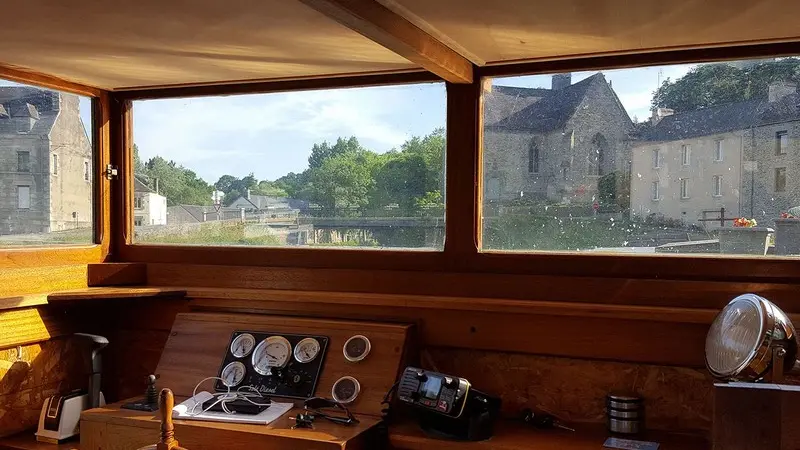 Hébergement insolite - Péniche Orphée - Lanouée - Morbihan - Bretagne