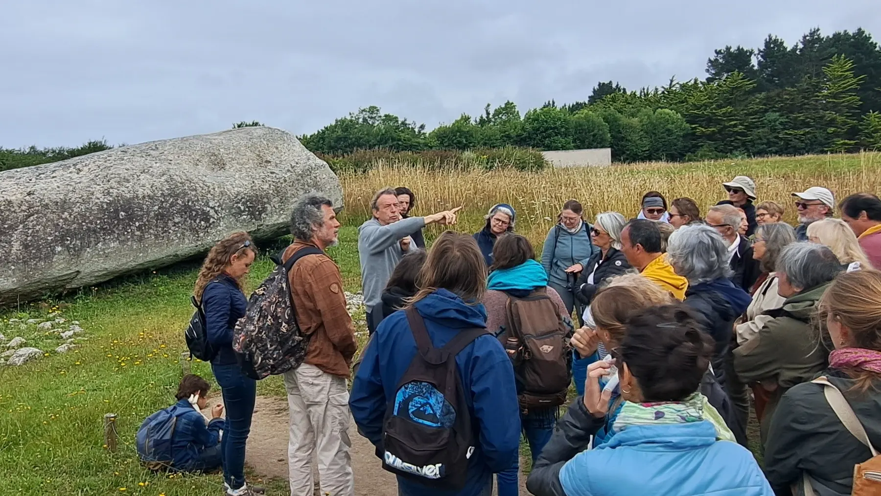 Plouharnel-Polemenhirs-Découvertedesmégalithes (1)