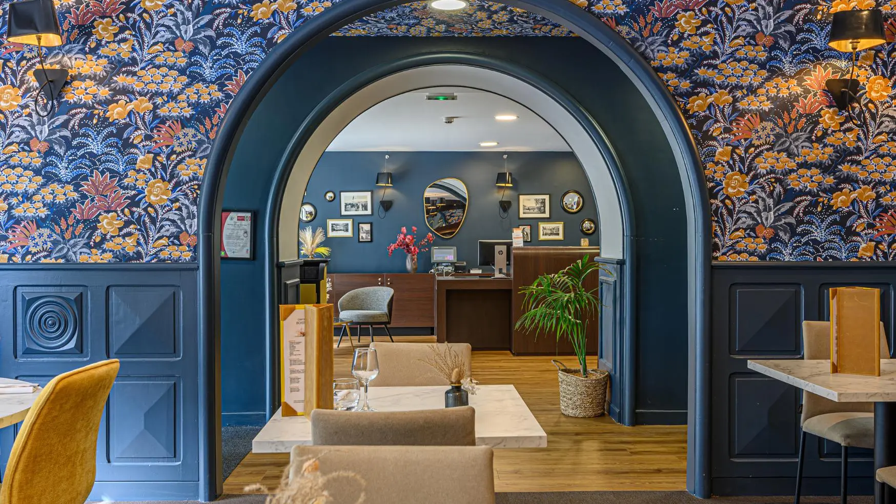 Restaurant vannes A l'Image Sainte Anne et réception de l'hôtel