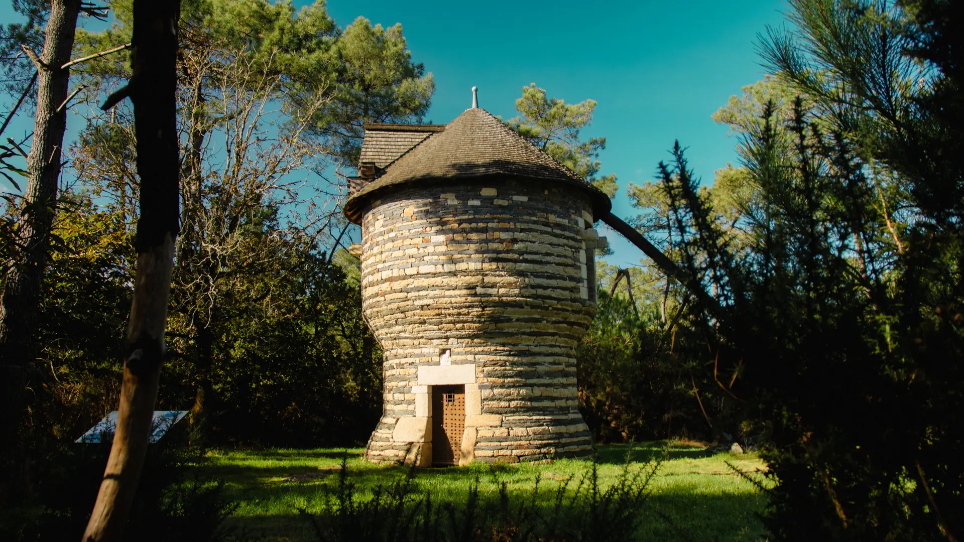 ST-JACUT-LES-PINS - La Butte Des Moulins_madoline bauthamy (39)
