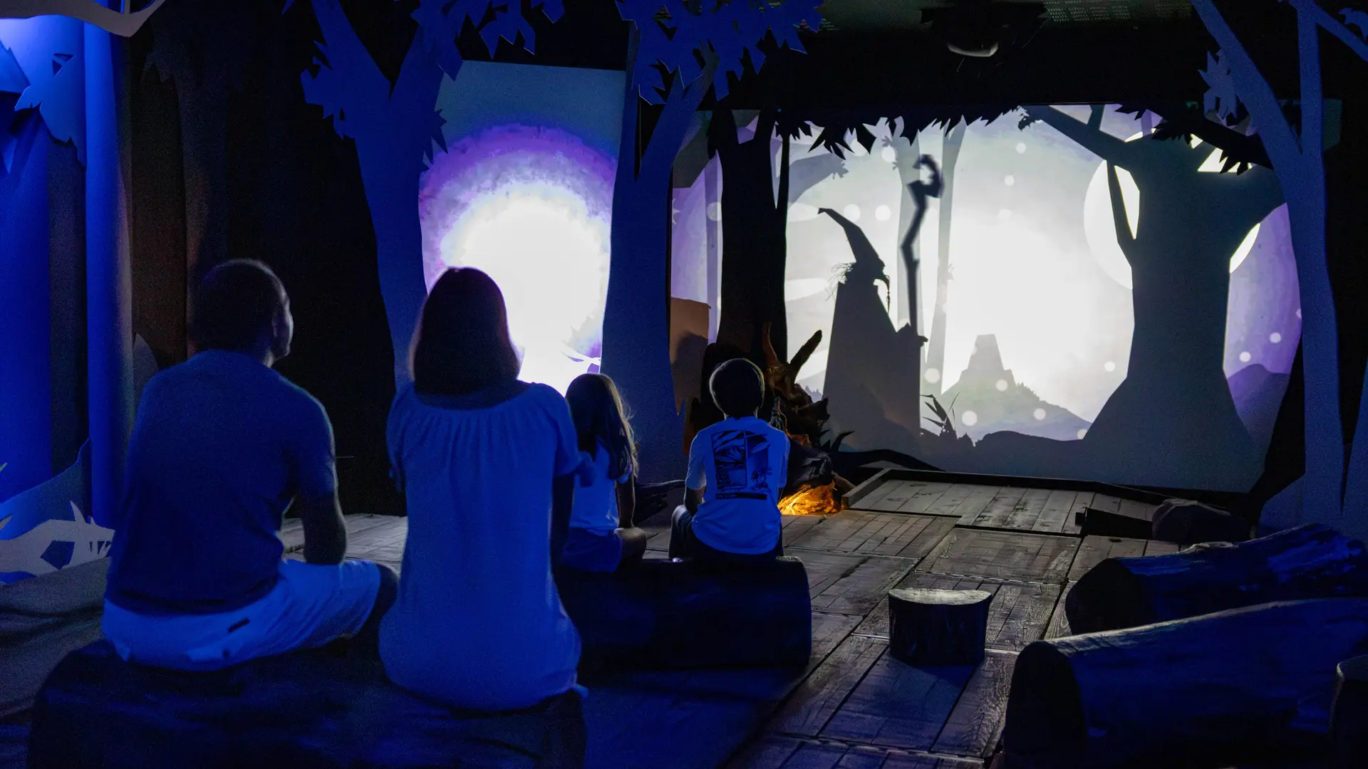 Salle La Forêt_ Brocéliande, la Porte des Secrets ©NoëllaPennanech - Destination Brocéliande1