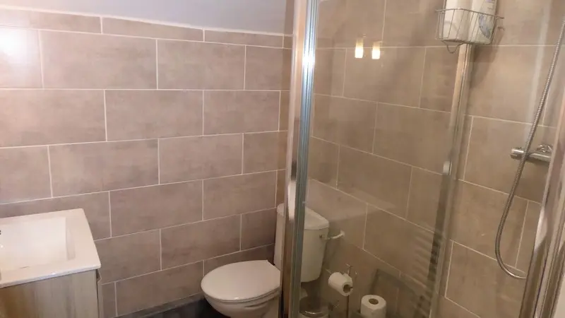 Shower1