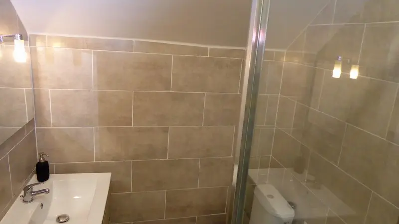 Shower2
