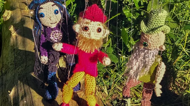 Tironléficèl_spectacle_marionette_broceliande_jeunesse_korrigan_Trehorenteuc