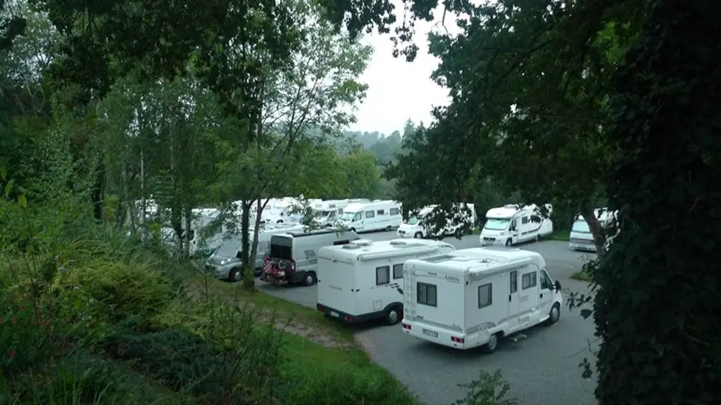 Aire de stationnement camping-cars Rochefort-en-Terre