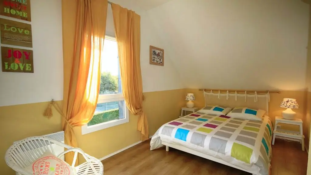 Clévacances - Meublé 56MS0229 - LES JARDINS DU CROUESTY ARZON Morbihan : Grand duplex de 66 m2, calme, lumineux et accueillant, port, océan, plages, golfe du Morbihan, thalasso........ - Arzon - Morbihan Bretagne Sud