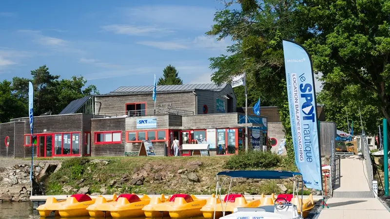 Club nautique - embarcation - lac au Duc - Taupont - Brocéliande - Bretagne