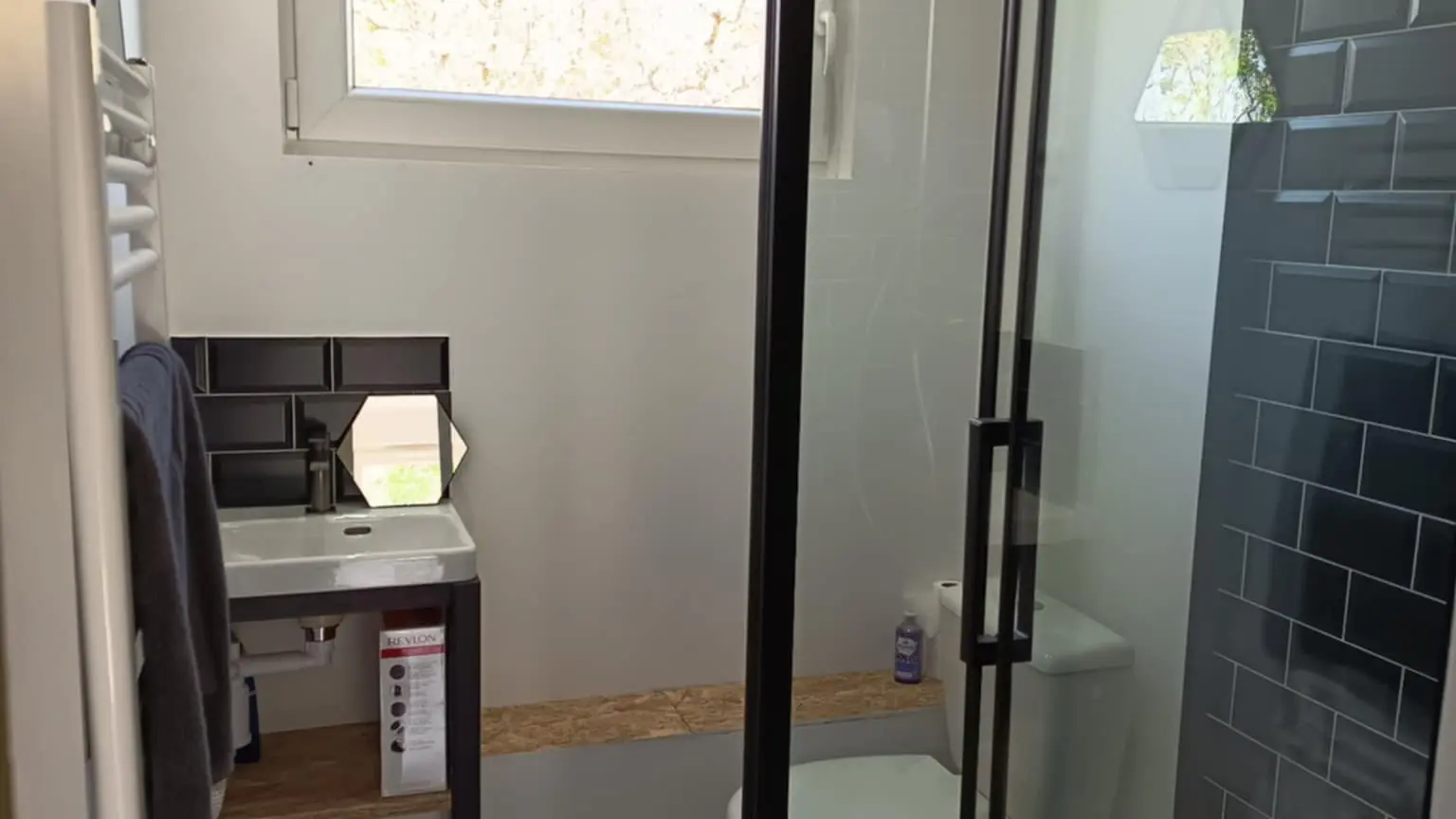 c3904138-2503-4313-b061-9782e9755050