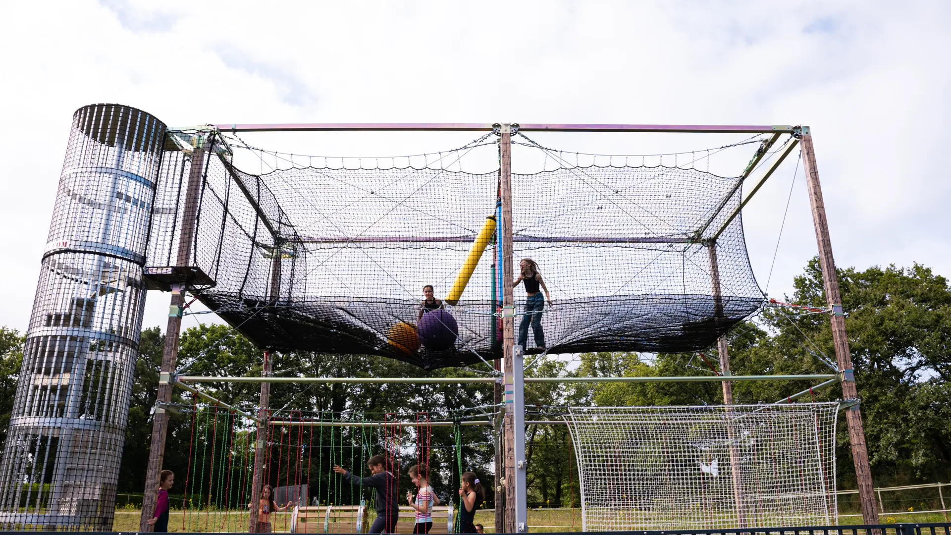 camping_entre_terre_et_mer_bretagne_jeux_enfants (3)