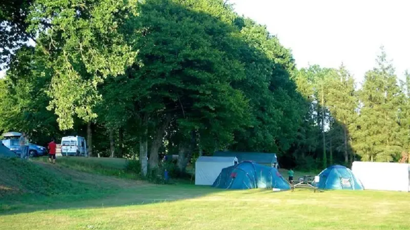 Camping Le Val aux Fées