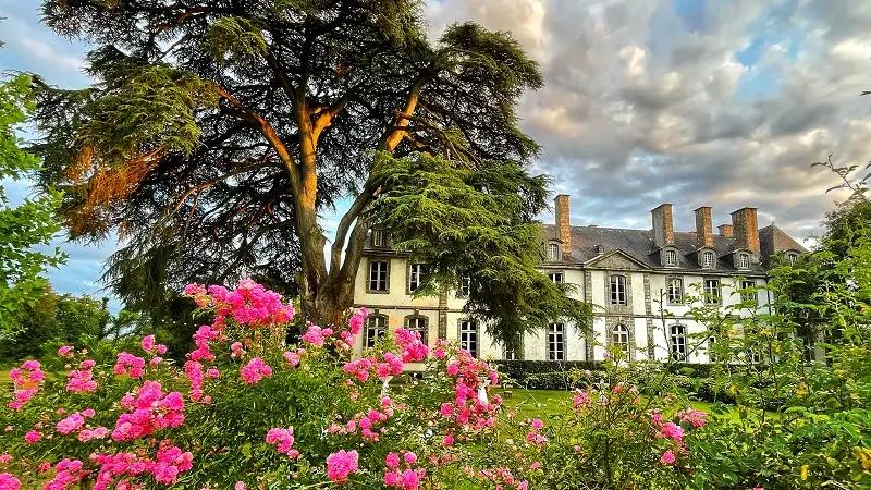chateau de Loyat - en fleurs - Morbihan - Brocéliande