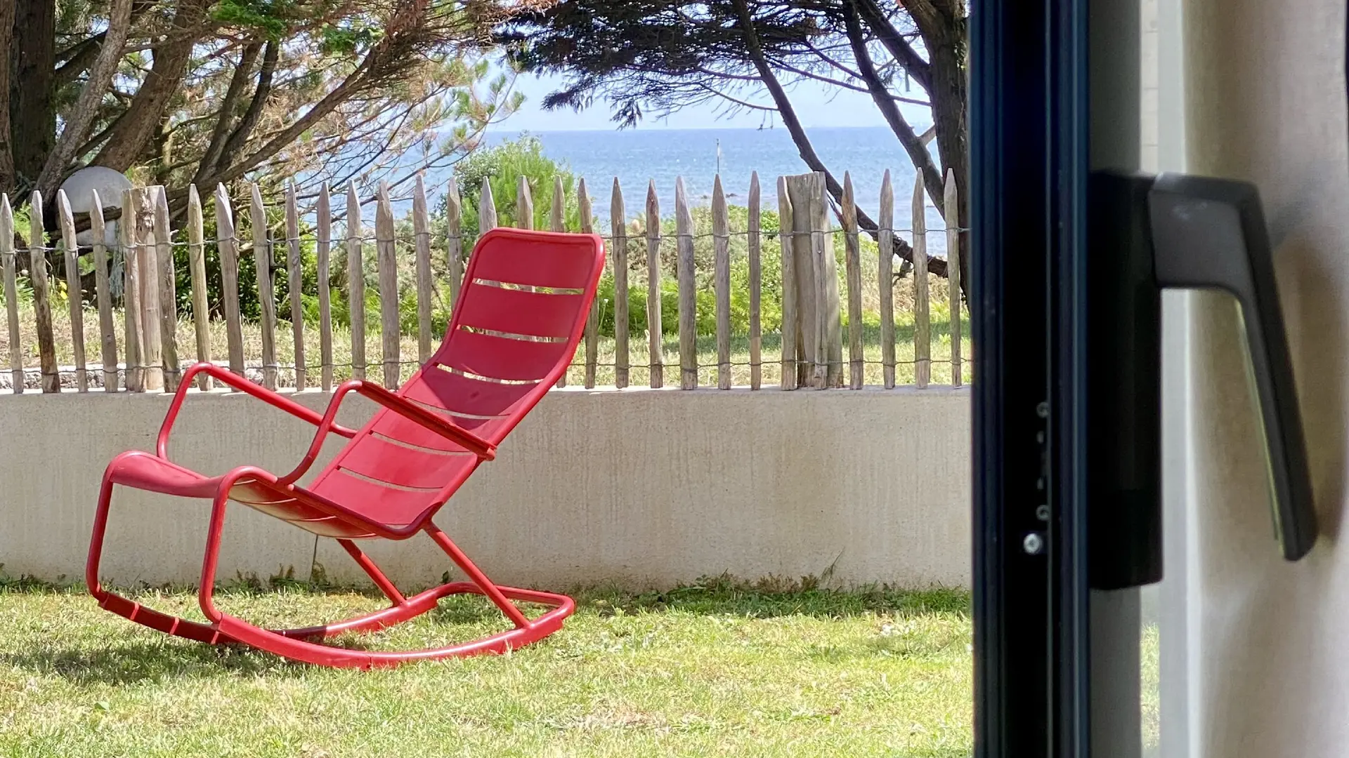 chambre-d-hotes-carnac-legenese-villa-pepee-fauteuil-relax