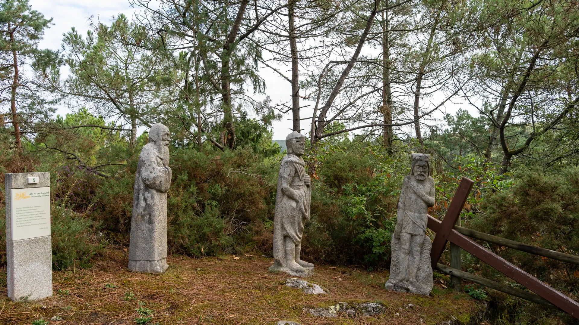 chemin-croix-callac-plumelec (5)