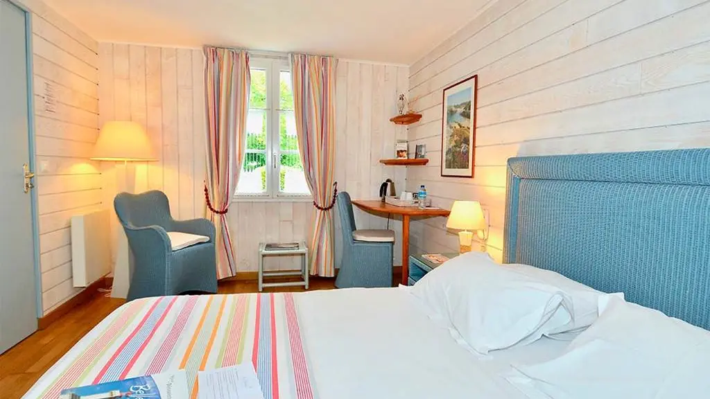 desirade-belle-ile-chambre2