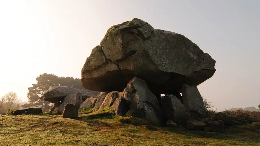 Dolmen de Penhap Ile Aux Moines - Morbihan Bretagne sud (2)