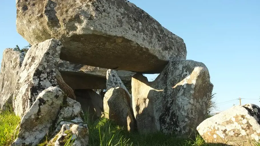 Dolmen du Moulin des Oies à Belz (3) - Morbihan Bretagne sud