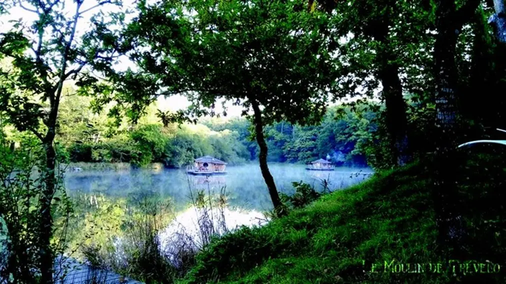 CABANES FLOTTANTES - A Caden - Morbihan - Bretagne Sud