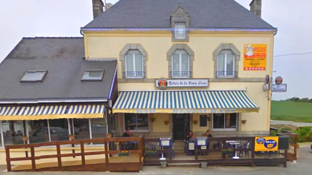 LE RELAIS DE LA VRAIE-CROIX - Façade et terrasse - Morbihan - Bretagne Sud