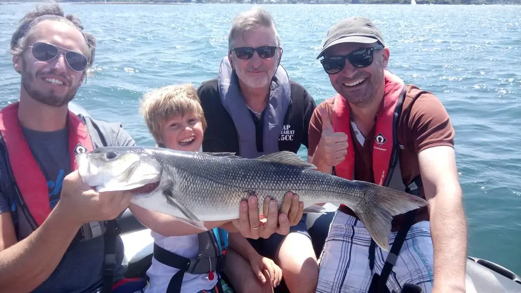 Gros succès pour la famille Beaucoté avec un magnifique bar de 73 cm pêché dans le Golfe du Morbihan, félicitations à vous !