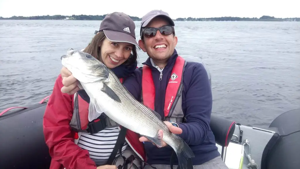 Mickaël RIO, Guide de pêche, Golfe du Morbihan, stage de pêche au départ du port du Logeo à Sarzeau