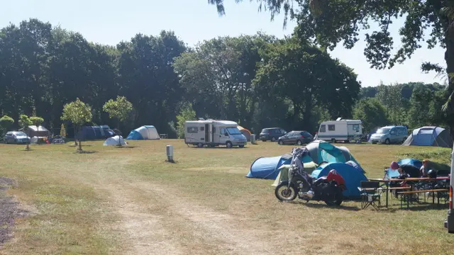 Camping Le Val aux Fées